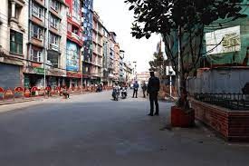 नयाँ सडक क्षेत्रमा पार्किङ निषेध गरेपछि व्यवसायीको विरोध,